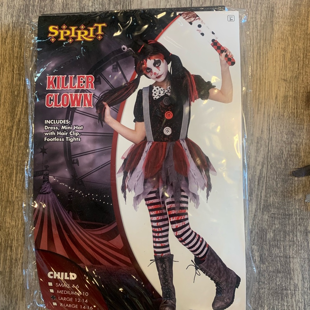 Kids Halloween costume, large, scary killer clown